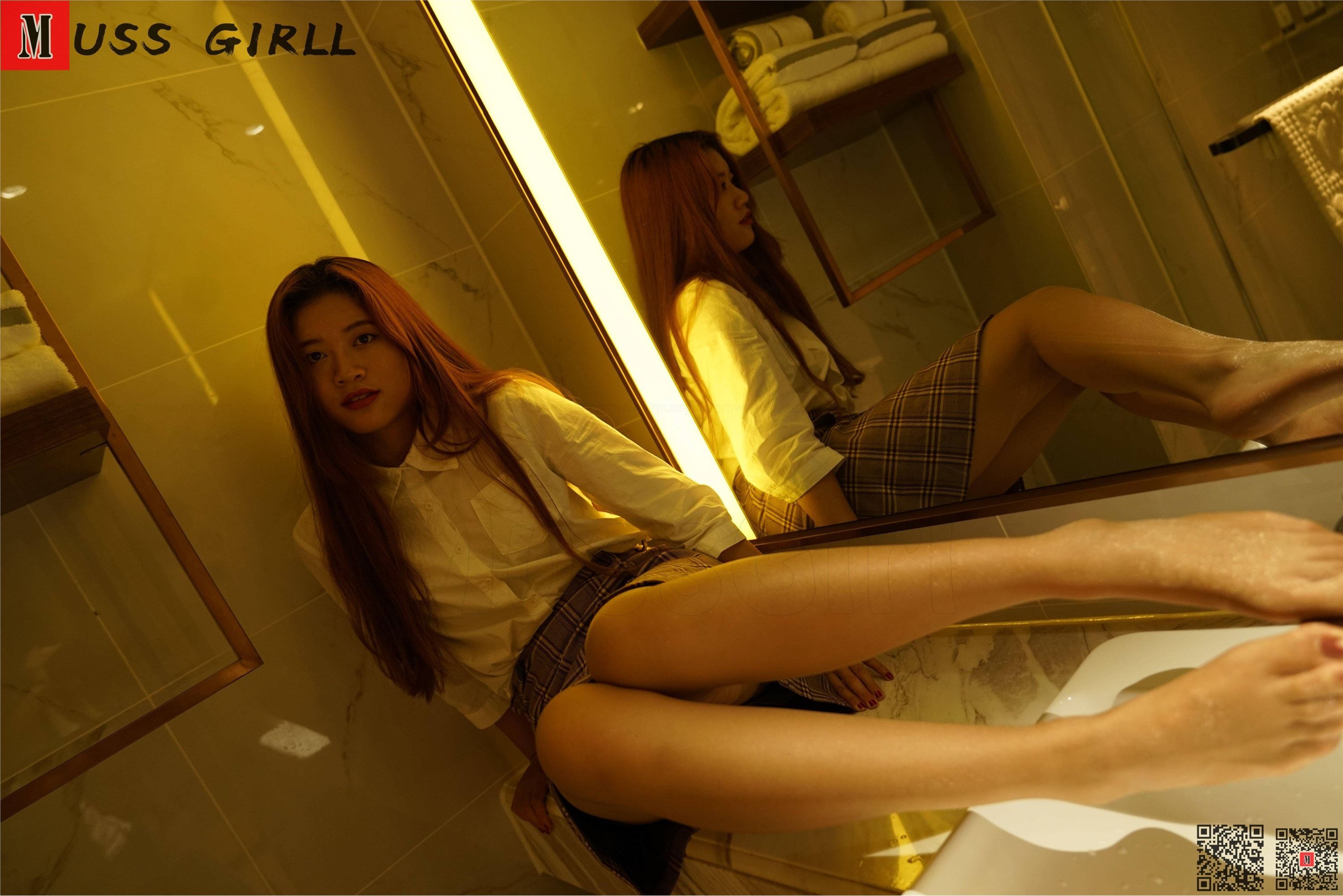 MussGirl慕丝女郎  NO.243-酒店格子裙肉丝